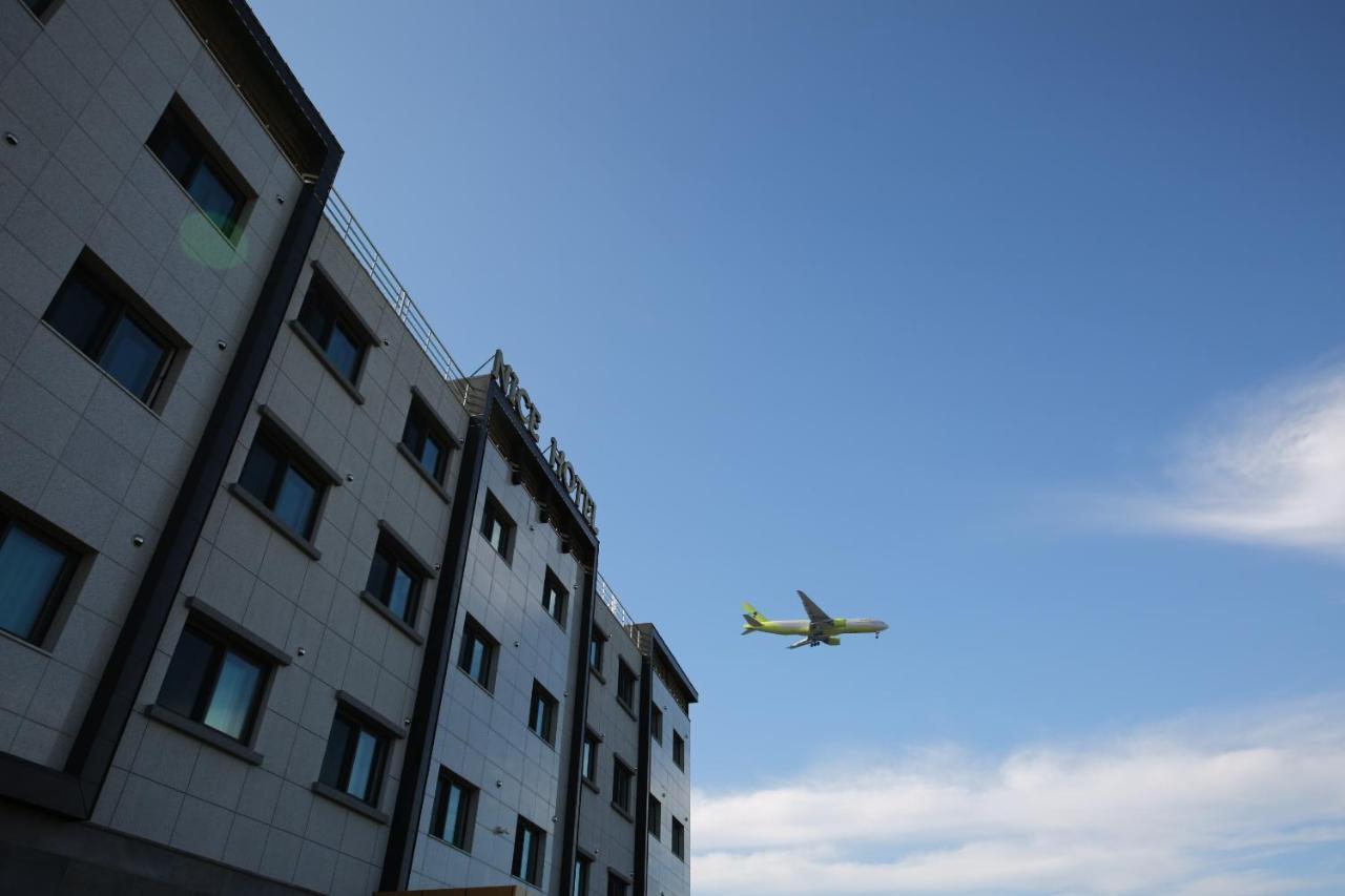Nice Hotel Jeju Exterior foto